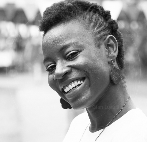 _MG_4070-crop-bw-ridF